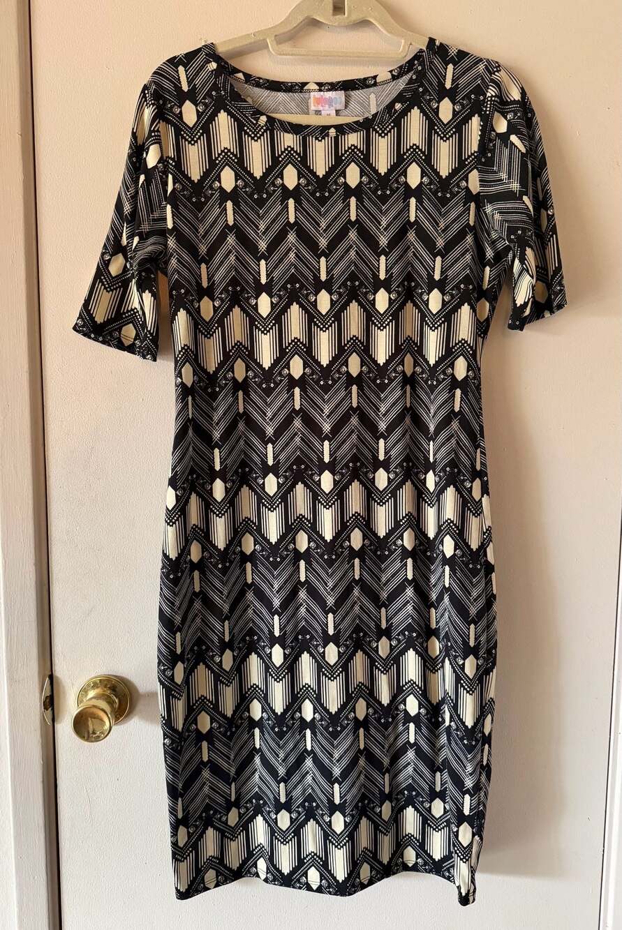 LuLaRoe Julia Dress Black White Geometric Print Size M